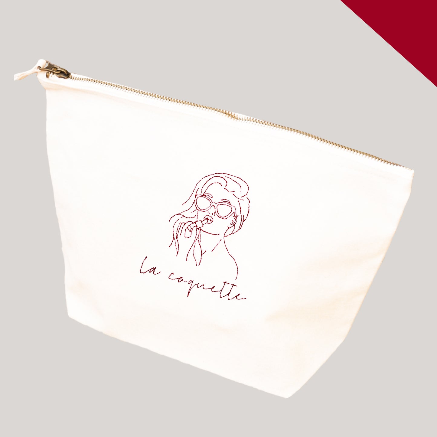 La coquette et son rouge à lèvres