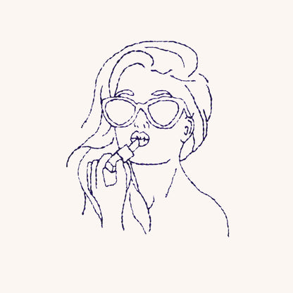 Personnalise la coquette et son rouge à lèvres